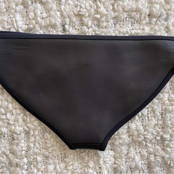 Triangl bikini bottoms - Picture 2 of 3